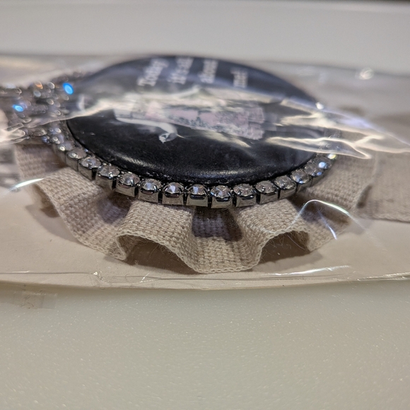 Funny Feminine Pin/Brooch Ribbon New In Package Today Is All About Me - Picture 10 of 10